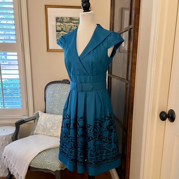 Kay Unger Dress - Picture 2 of 15